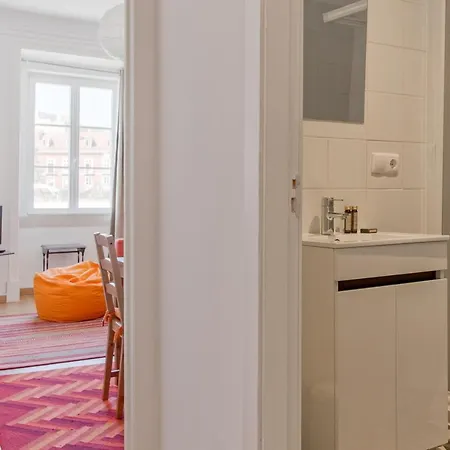 Alfama River View Tailor Made Flat Lissabon